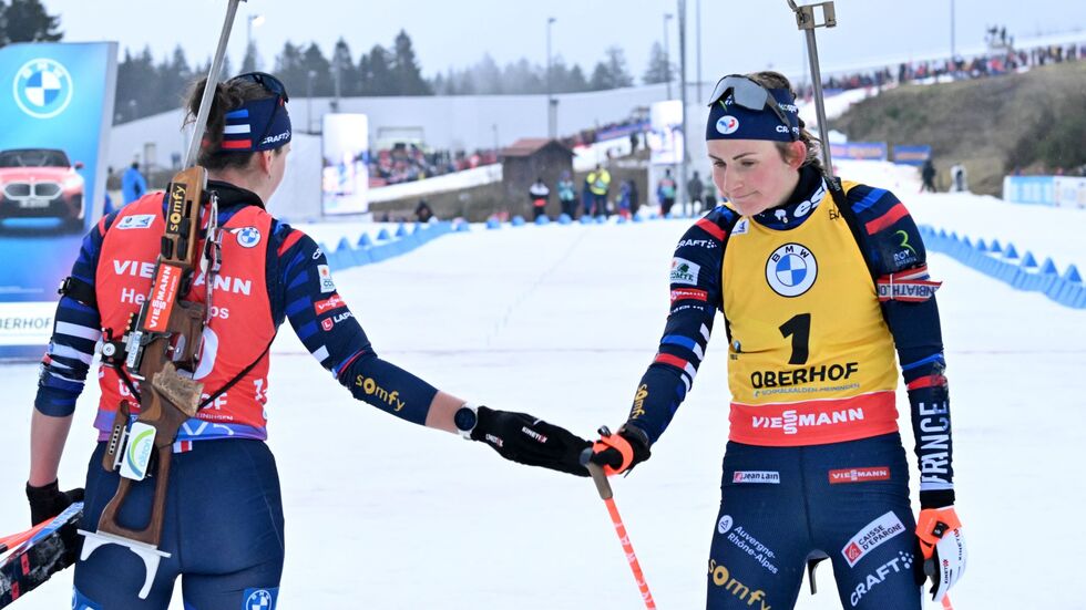 Braisaz-Bouchet (r) und Simon beschränken ihren Kontakt auf das Nötigste. (Archivbild) Braisaz-Bouchet (r) und Simon beschränken ihren Kontakt auf das Nötigste. (Archivbild)