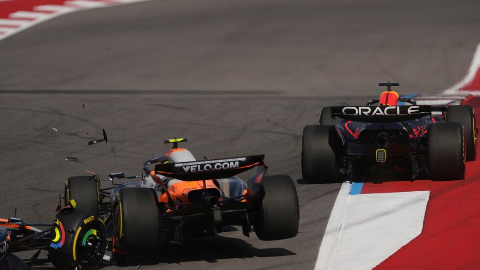Der Moment, der das McLaren-Duo noch länger beschäftigen wird.  Der Moment, der das McLaren-Duo noch länger beschäftigen wird.