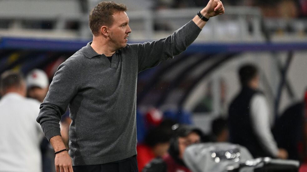 Julian Nagelsmann bereitet sein Team auf die Slowakei vor. Julian Nagelsmann bereitet sein Team auf die Slowakei vor.