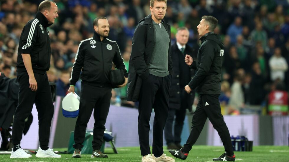 Julian Nagelsmann und seinen Nationalspielern traut die Mehrheit der Deutschen laut einer Umfrage nicht den WM-Titel zu. Julian Nagelsmann und seinen Nationalspielern traut die Mehrheit der Deutschen laut einer Umfrage nicht den WM-Titel zu.