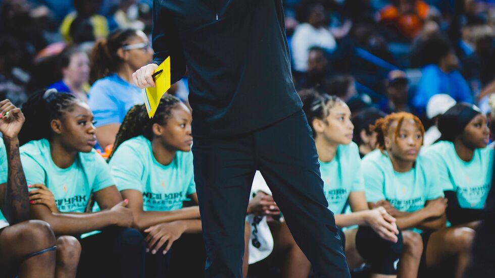 Lange war in den USA für New York Liberty tätig. Lange war in den USA für New York Liberty tätig.