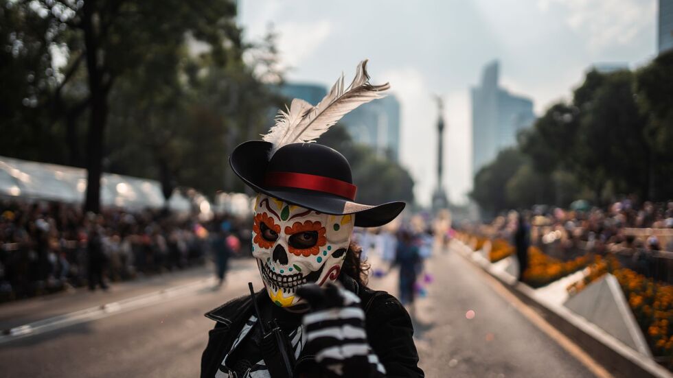 Es ist ein besonderer Tag in Mexiko - auch die Formel 1 spürt das. (Archivbild) Es ist ein besonderer Tag in Mexiko - auch die Formel 1 spürt das. (Archivbild)