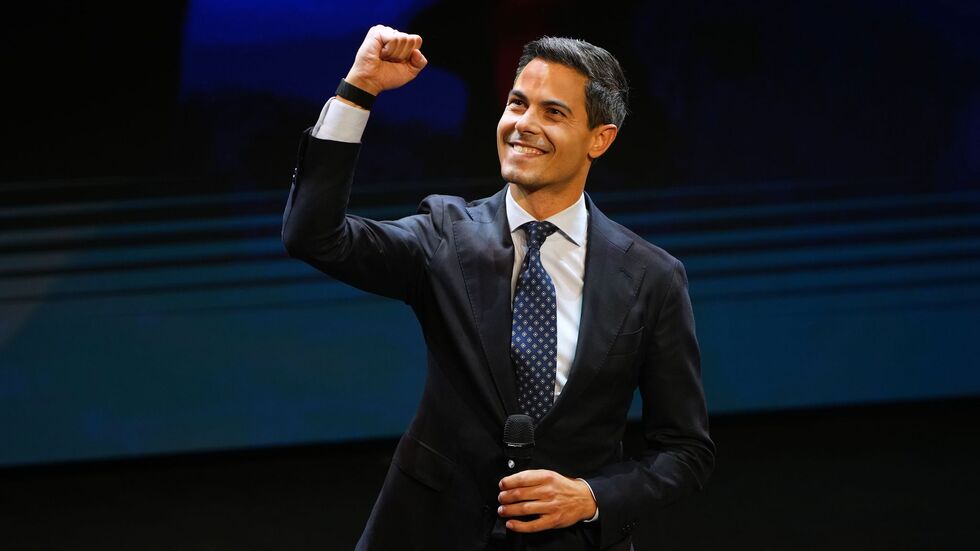 Der Spitzenkandidat der Linksliberalen, Rob Jetten, ist nach ersten Prognosen der Wahlsieger in den Niederlanden. Der Spitzenkandidat der Linksliberalen, Rob Jetten, ist nach ersten Prognosen der Wahlsieger in den Niederlanden.