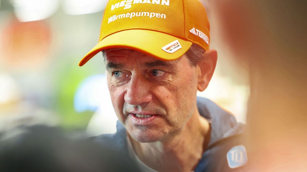 Stefan Horngacher hört nach der Olympia-Saison als Skisprung-Bundestrainer auf. Stefan Horngacher hört nach der Olympia-Saison als Skisprung-Bundestrainer auf.