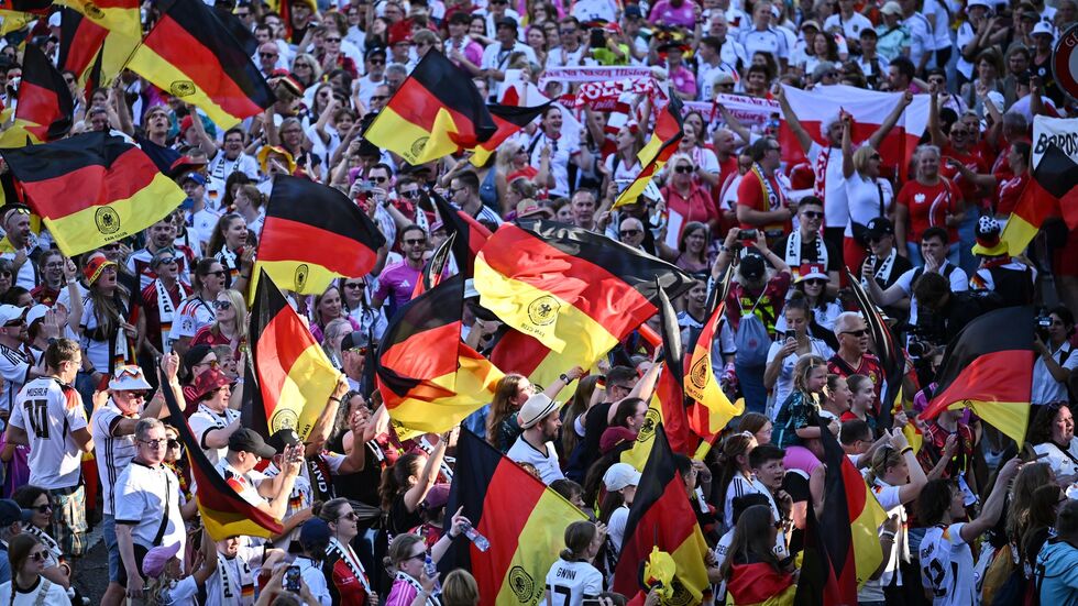 Die WM-Tickets sind laut FIFA in Deutschland begehrt. (Archivbild) Die WM-Tickets sind laut FIFA in Deutschland begehrt. (Archivbild)
