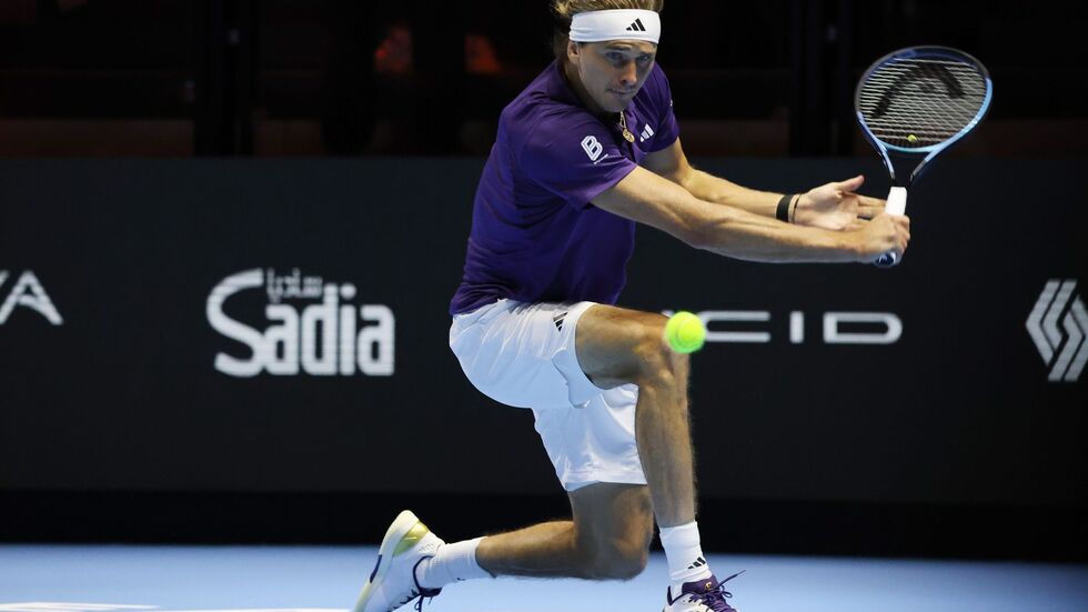 Kassierte die nächste Niederlage gegen seinen Angstgegner: Alexander Zverev. Kassierte die nächste Niederlage gegen seinen Angstgegner: Alexander Zverev.