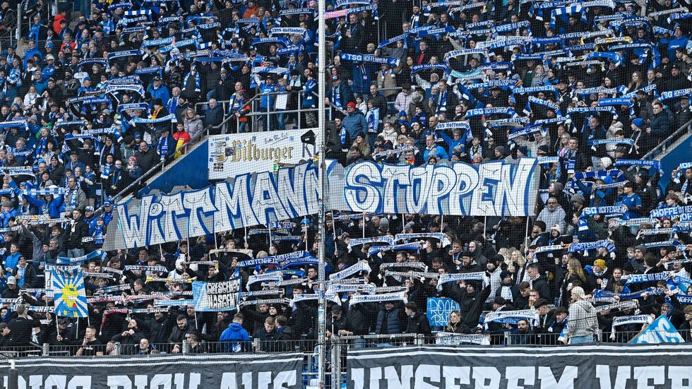 Fanproteste bei der TSG Hoffenheim gegen Spielerberater Roger Wittmann