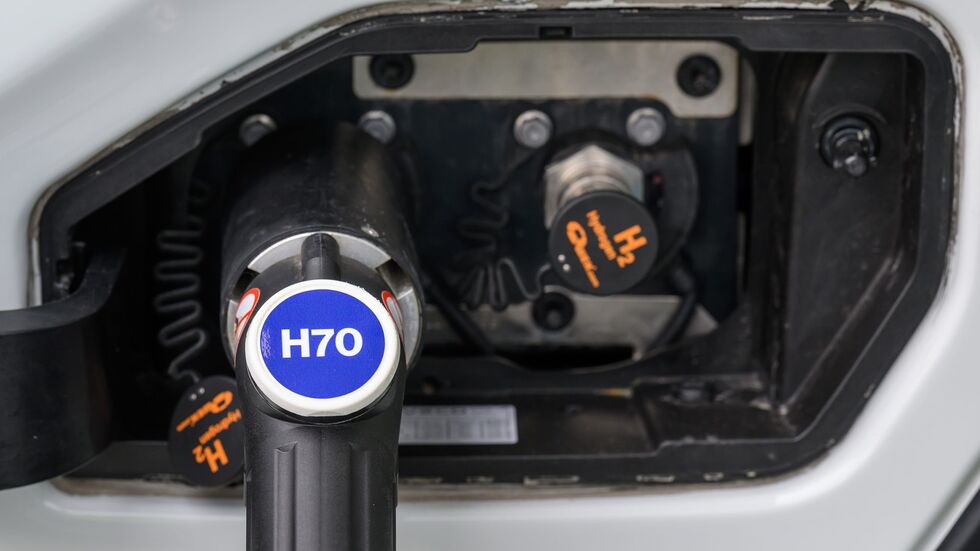 Ab 2027 soll das Leipziger BMW-Werk über eine Pipeline mit Wasserstoff versorgt werden. (Archivbild)