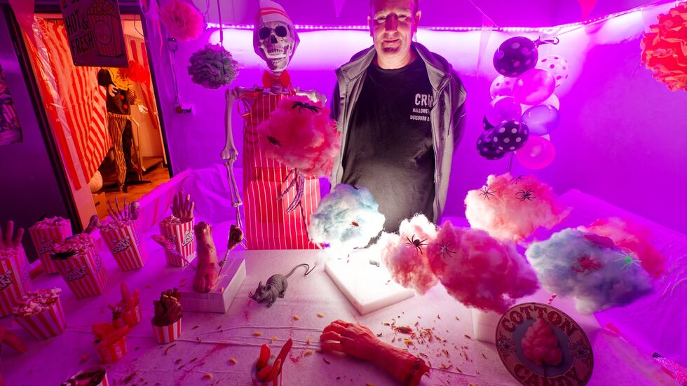 Bei Halloween-Fan Sven Wagner findet jeder das passende Leichenteil.  Bei Halloween-Fan Sven Wagner findet jeder das passende Leichenteil.