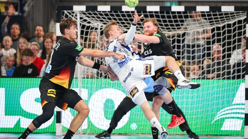 Julian Köster (l) und Tom Kiesler (r)  trugen zum erfolgreichen Auftritt gegen Island bei. Julian Köster (l) und Tom Kiesler (r)  trugen zum erfolgreichen Auftritt gegen Island bei.