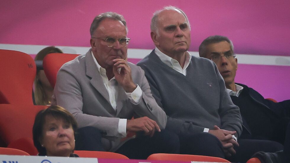Karl-Heinz Rummenigge (l) und Uli Hoeneß auf der Tribüne der Allianz Arena. (Archivbild) Karl-Heinz Rummenigge (l) und Uli Hoeneß auf der Tribüne der Allianz Arena. (Archivbild)
