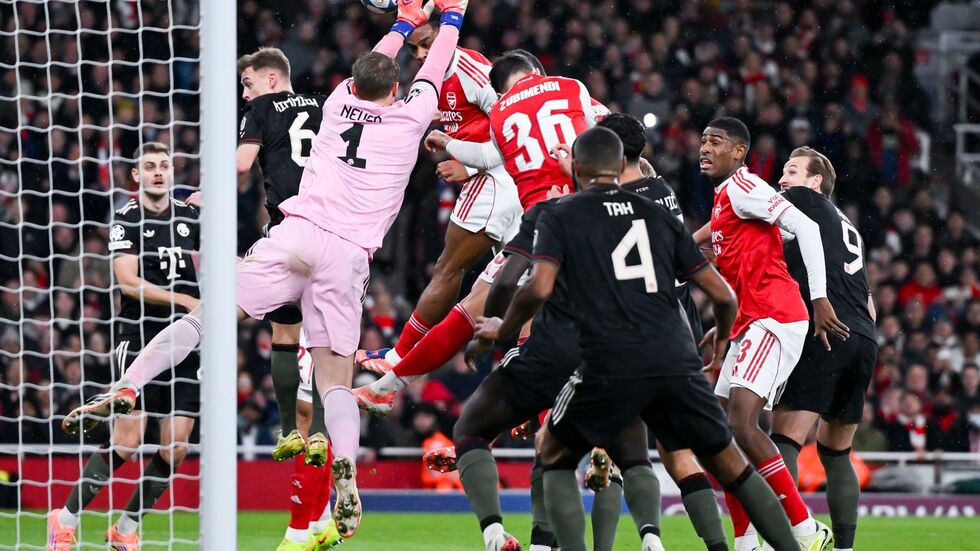 Manuel Neuer erlebte einen gebrauchten Abend. Manuel Neuer erlebte einen gebrauchten Abend.