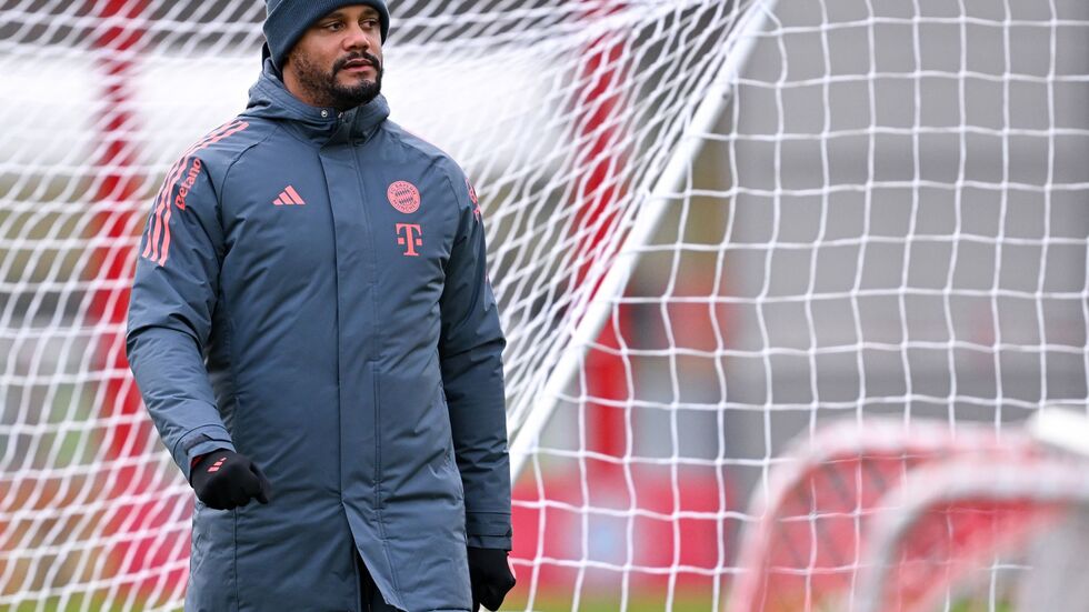 Bayern-Trainer Vincent Kompany hofft auf einen Sieg. Bayern-Trainer Vincent Kompany hofft auf einen Sieg.