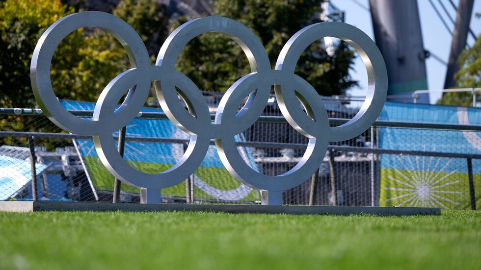 Die olympischen Ringe sind im Olympiapark aufgebaut. (Archivfoto) Die olympischen Ringe sind im Olympiapark aufgebaut. (Archivfoto)