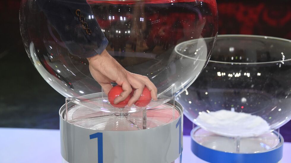 Deutschland wird bei der WM-Auslosung im Topf der besten Mannschaften sein. Deutschland wird bei der WM-Auslosung im Topf der besten Mannschaften sein.