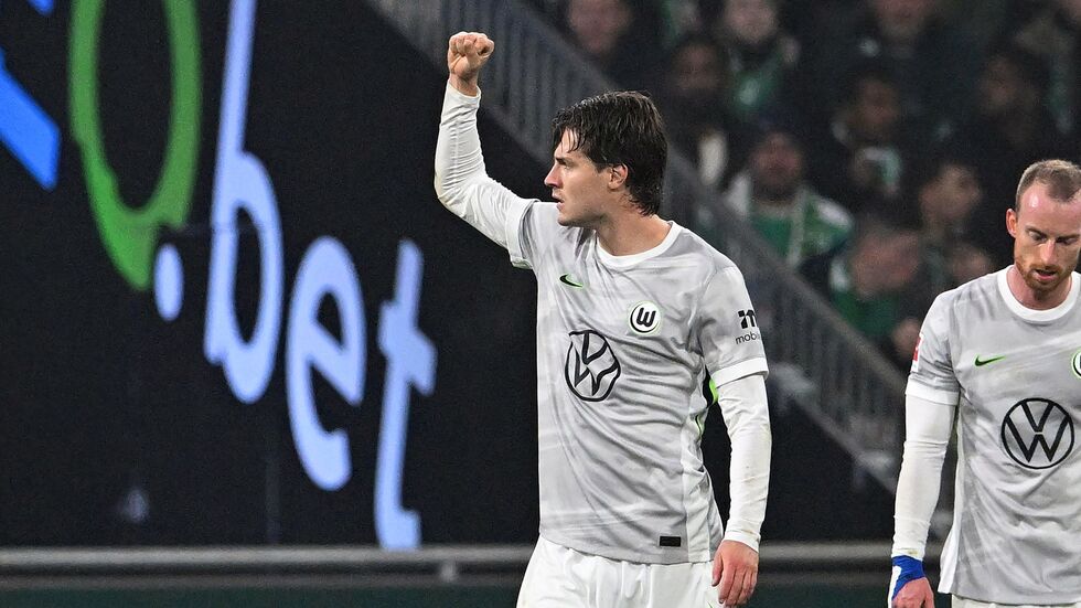 Brachte den VfL Wolfsburg in Front: Mattias Svanberg (l)