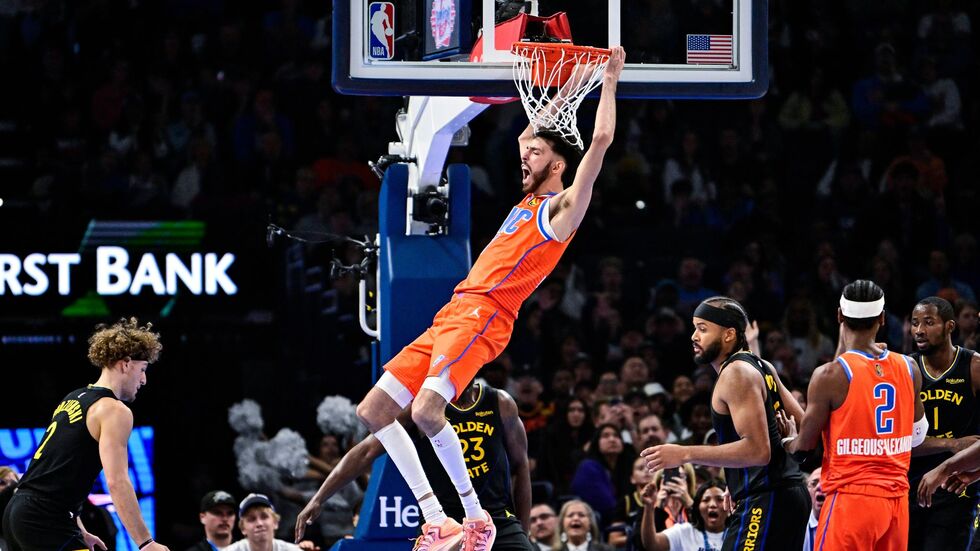 Neun Versuche, neun Treffer: Chet Holmgren (Mitte) war gegen die Warriors nicht zu stoppen.