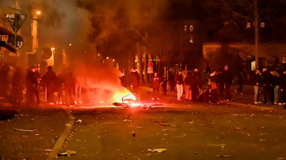 Eine eskalierte Demo in Leipzig-Connewitz.