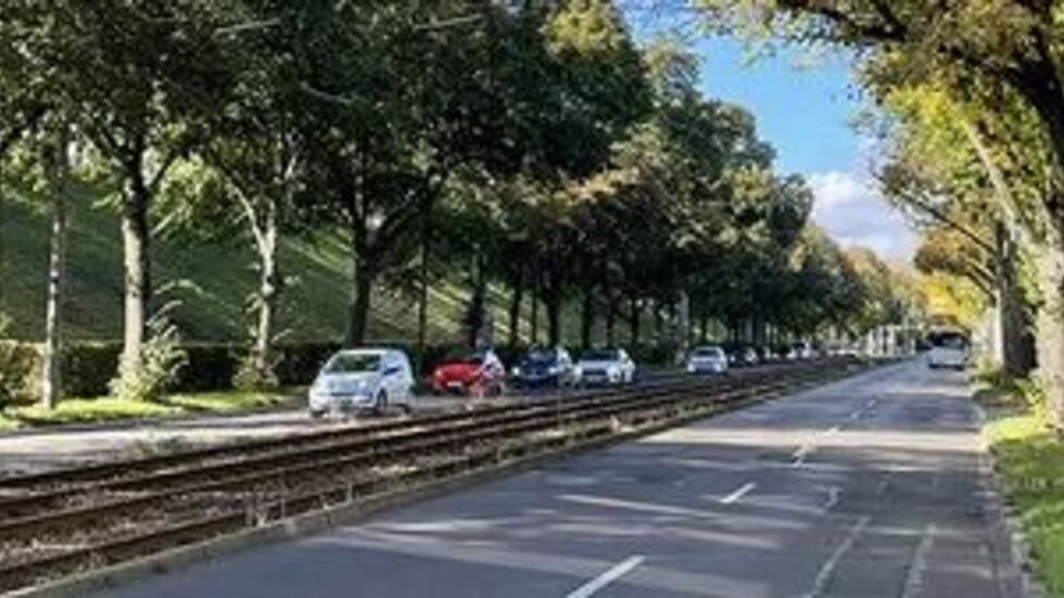 Die Pläne sorgen bei einigen für Ärger: Hier in diesem Abschnitt am Leipziger Völkerschlachtdenkmal soll die Prager Straße umgebaut werden. Die Pläne sorgen bei einigen für Ärger: Hier in diesem Abschnitt am Leipziger Völkerschlachtdenkmal soll die Prager Straße umgebaut werden.