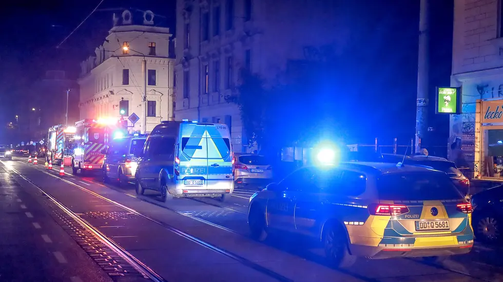 Die Rettungskräfte waren mit einem großen Aufgebot vor Ort. Die Rettungskräfte waren mit einem großen Aufgebot vor Ort.