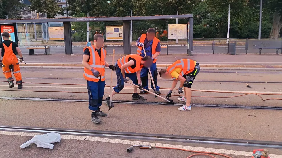 Das Zeug da rauszuholen, ist sehr aufwendig.
