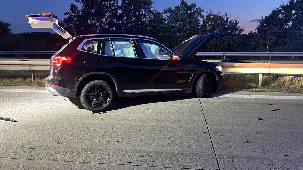 Der beschädigte BMW.
