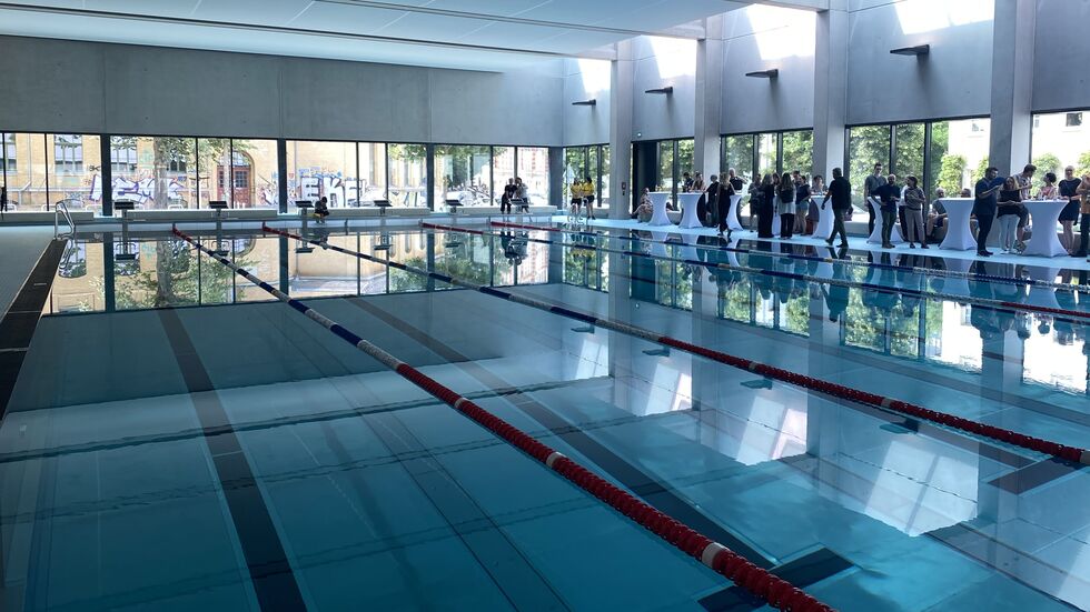 Die Halle mit dem 25-Meter-Becken.