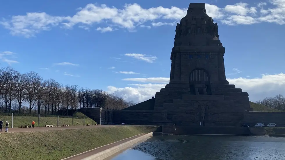 Das "Till-Fest" findet am Freitag und Samstag ab 16 Uhr gegenüber vom Leipziger Völkerschlachtdenkmal statt. Das "Till-Fest" findet am Freitag und Samstag ab 16 Uhr gegenüber vom Leipziger Völkerschlachtdenkmal statt.