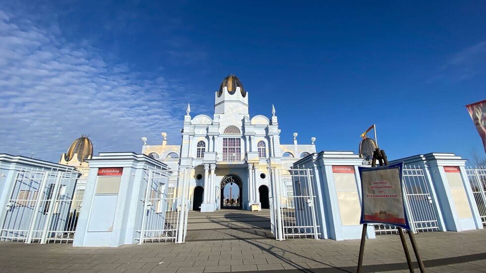 Der Freizeitpark Belantis bei Leipzig hat die Presse am Donnerstag zur Vorstellung der Umbaupläne geladen. Der Freizeitpark Belantis bei Leipzig hat die Presse am Donnerstag zur Vorstellung der Umbaupläne geladen.