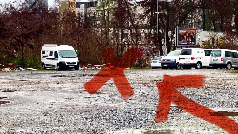 Hier neben dem Transporter stand der Ford Focus ohne Nummernschild, in dem der Tote saß. Hier neben dem Transporter stand der Ford Focus ohne Nummernschild, in dem der Tote saß.