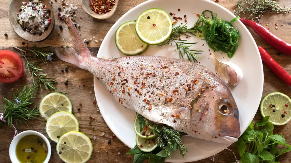 Sachsen zeigt auf der "grünen Woche" in Berlin allerhand Kulinarisches - von Lebensmitteln wie Fisch bis Getränke. (Symbolbild) Sachsen zeigt auf der "grünen Woche" in Berlin allerhand Kulinarisches - von Lebensmitteln wie Fisch bis Getränke. (Symbolbild)