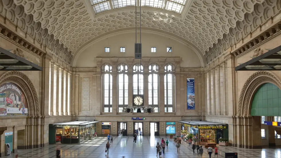 Leipziger Hauptbahnhof © Deutsche Bahn AG Christian Bedeschinski Leipziger Hauptbahnhof © Deutsche Bahn AG Christian Bedeschinski