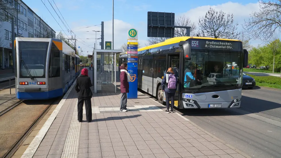 In diesem Jahr hat es bereits mehrere körperliche Angriffe auf Leipziger Busfahrer gegeben. In diesem Jahr hat es bereits mehrere körperliche Angriffe auf Leipziger Busfahrer gegeben.