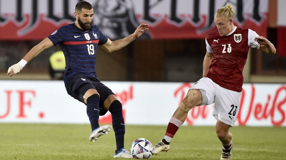 Xaver Schlager (rechts) gegen Karim Benzema 