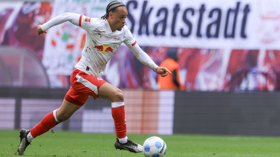 RB-Superstar Xavi Simons (22) soll jetzt wohl seinen Wechsel-Wunsch mitgeteilt haben. RB-Superstar Xavi Simons (22) soll jetzt wohl seinen Wechsel-Wunsch mitgeteilt haben.