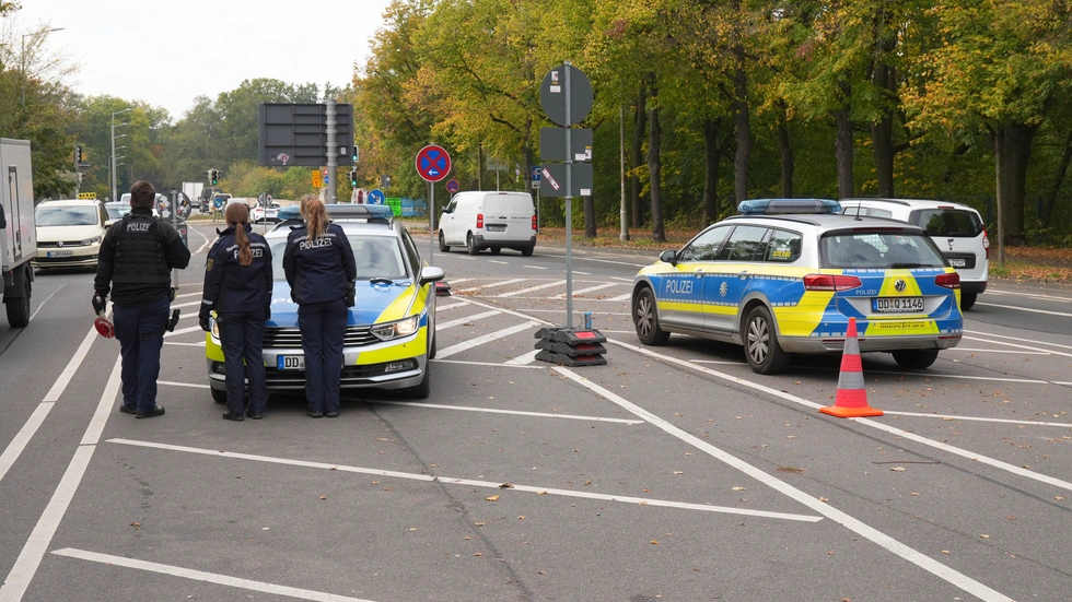 Am Sportforum wurden heute einige Autofahrer kontrolliert. Am Sportforum wurden heute einige Autofahrer kontrolliert.