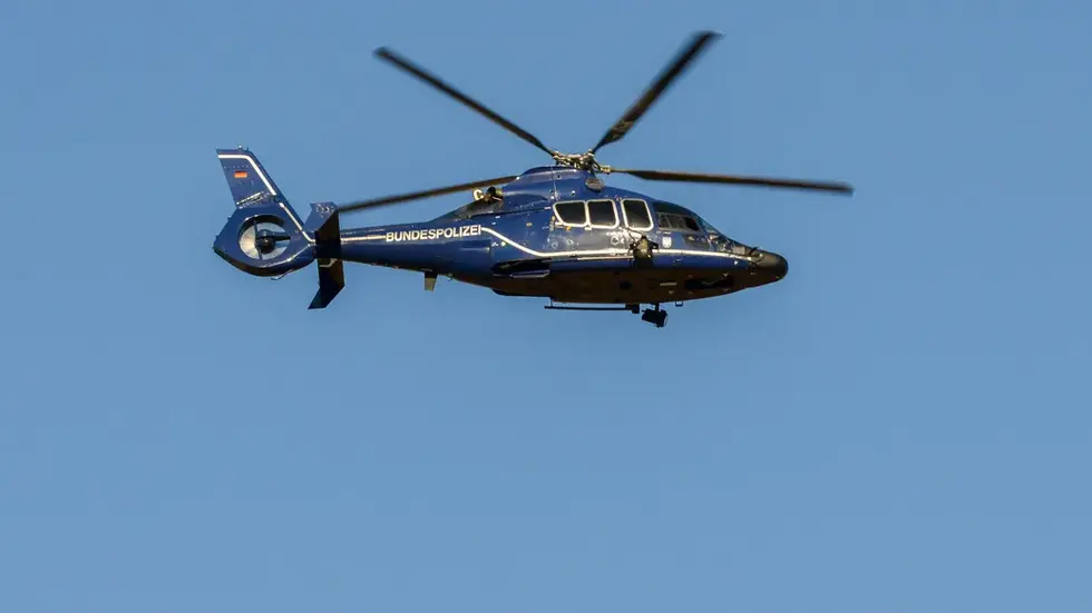 Ein Hubschrauber der Bundespolizei im Einsatz (Symbolbild). Ein Hubschrauber der Bundespolizei im Einsatz (Symbolbild).