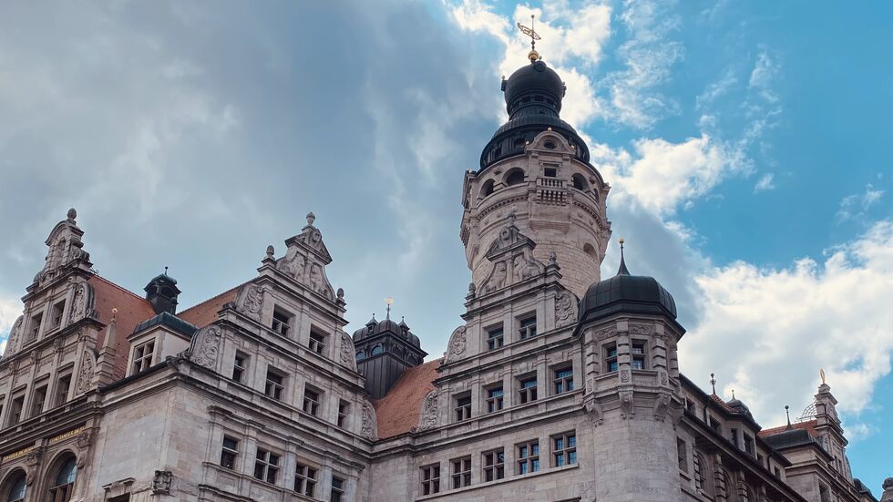 Das Neue Rathaus in Leipzig. Hier werden die Ergebnisse in der Messestadt am Wahlabend verkündet.