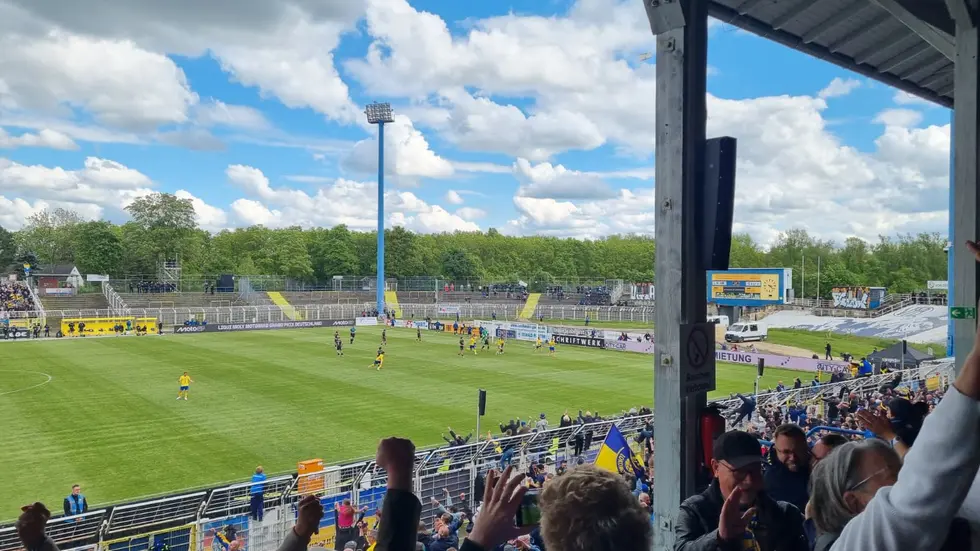 Lok Leipzig ist im weiten Jahr in Folge Meister der Regionalliga-Nordost.