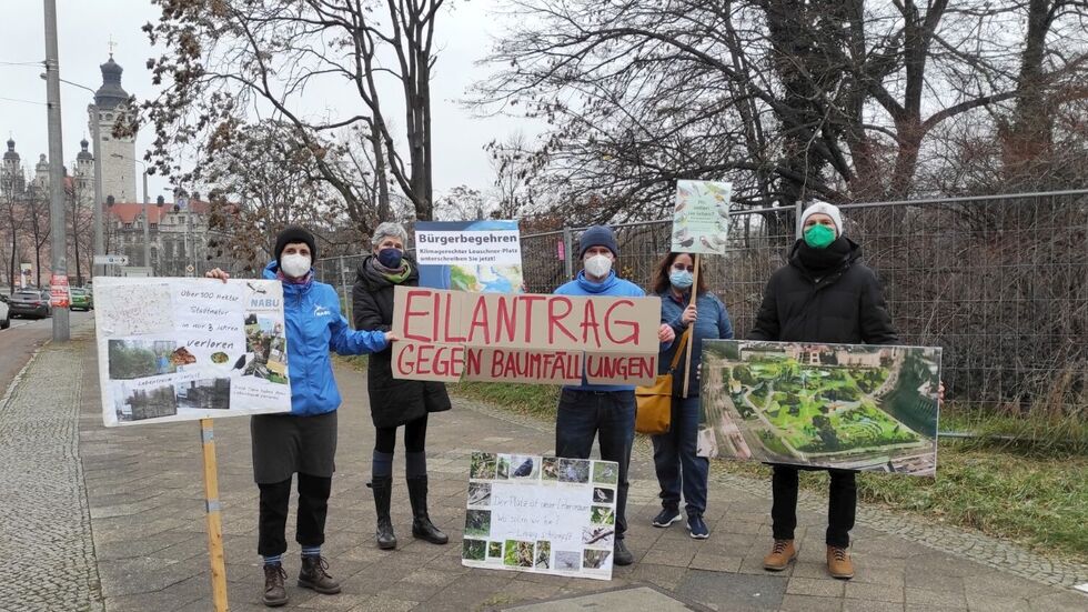 Protest gegen Baumfällungen auf dem Wilhelm-Leuschner-Platz in Leipzig