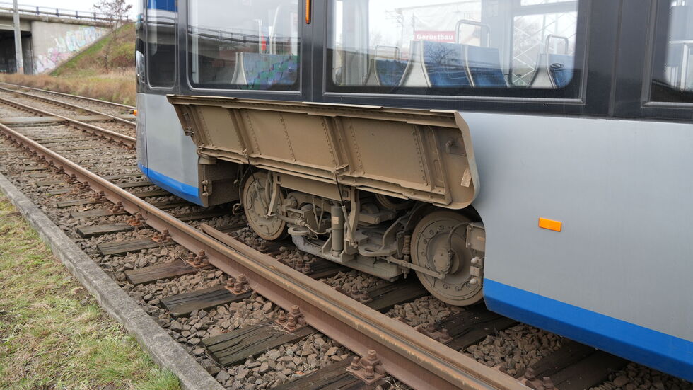 Die Linie 3 neben der Spur.