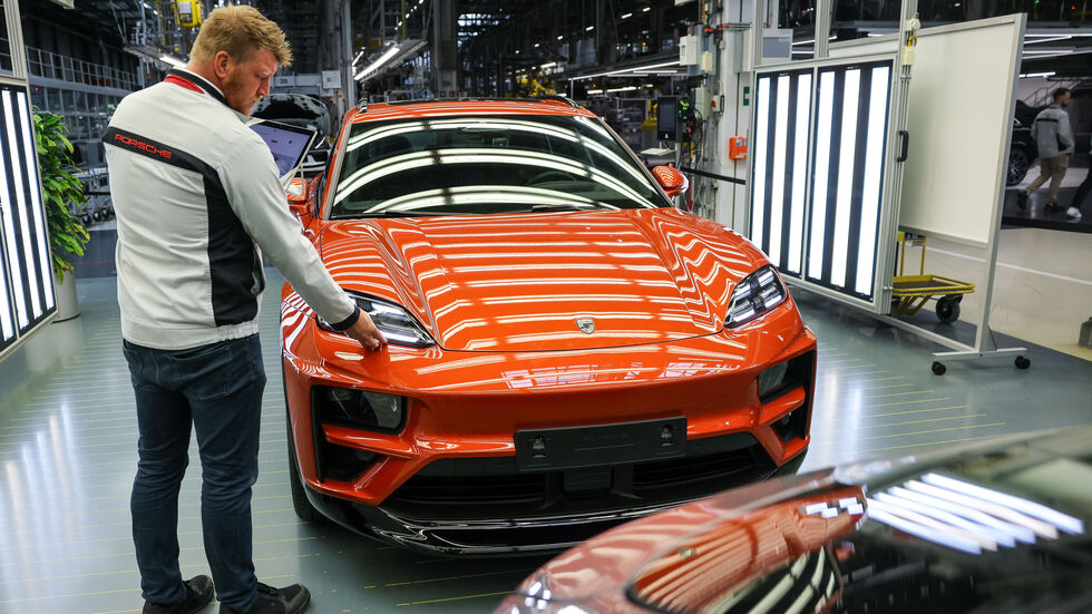 Die Produktion des Porsche Macan wird gedrosselt. Die Produktion des Porsche Macan wird gedrosselt.