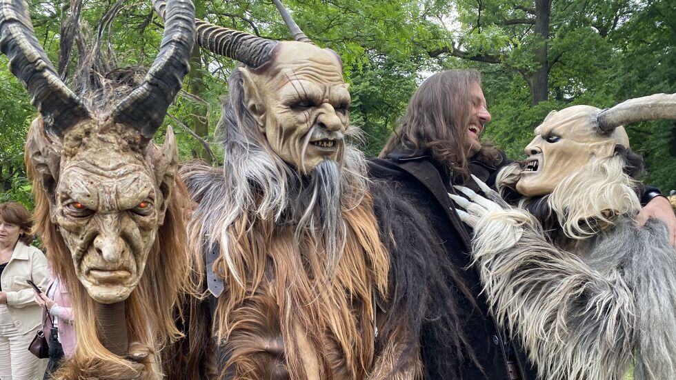 Gothic trifft Fantasie: Leipzig wird zur Laufstegstadt der Schatten.