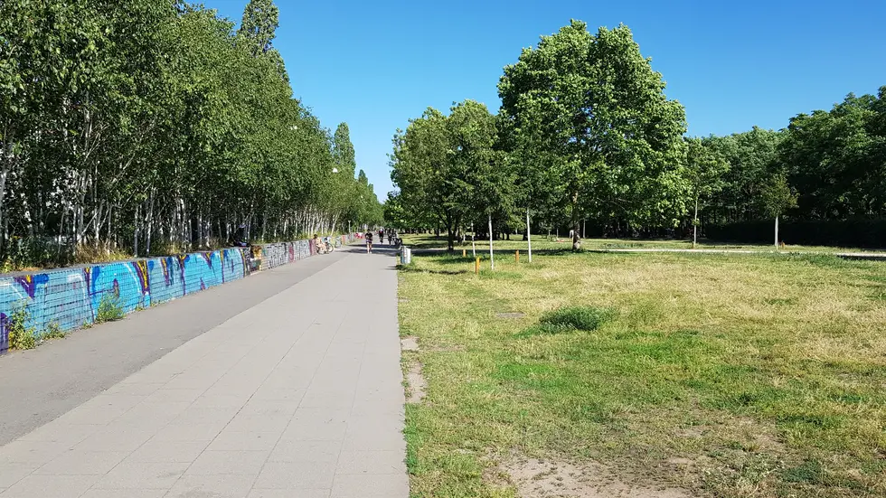 Der Übergriff passierte im Leipziger Lene-Voigt-Park. Der Übergriff passierte im Leipziger Lene-Voigt-Park.
